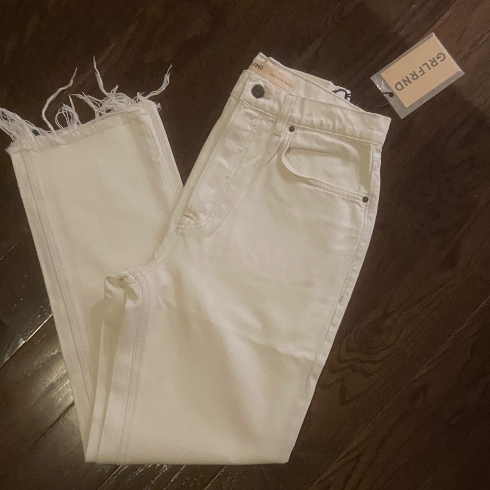 GRLFRND Mid Rise straight. Size 28